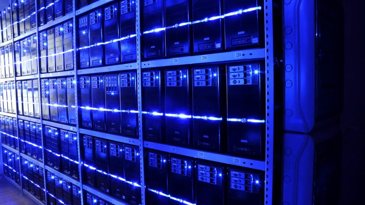 Server room — PHP2Shell vulnerability triggers emergency patching.