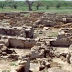 Excavated stone houses of the karum quarter at Kültepe-Kanesh, Türkiye — site of the 2,000-year-old Hellenistic mosaic discovered in October 2026.