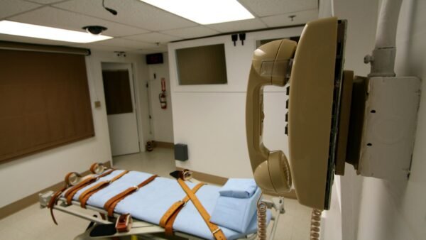 File photo: the lethal-injection chamber at Florida State Prison near Raiford, Florida.