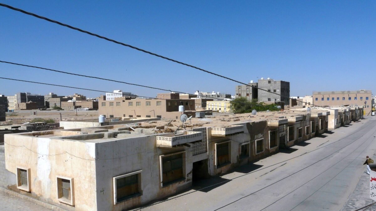 File photo: the old city of Ataq, capital of Yemen's Shabwa province.