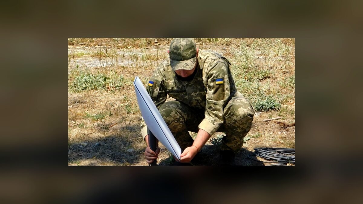 File photo: a Ukrainian soldier installs a Starlink satellite terminal.