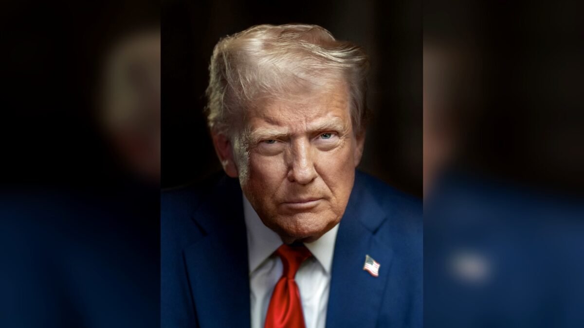 Official portrait of President Donald J. Trump, 2025.